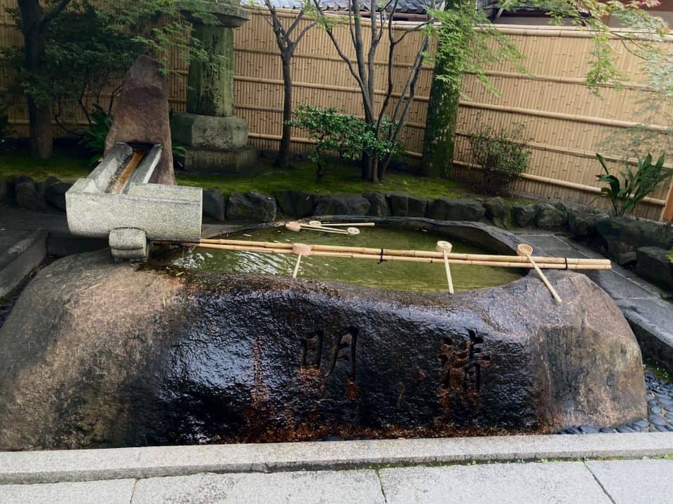 手水鉢