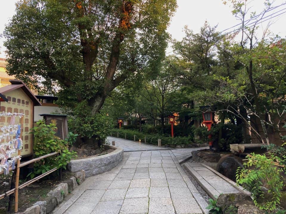 境内内の参道
