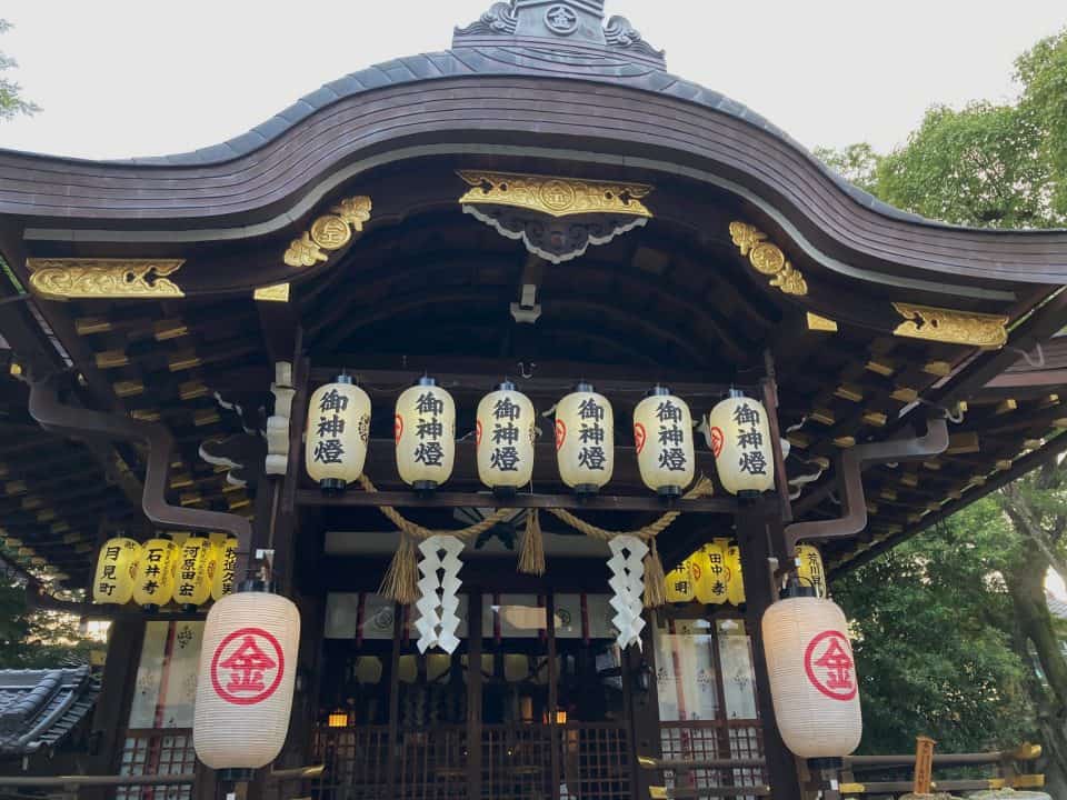 本殿正面より