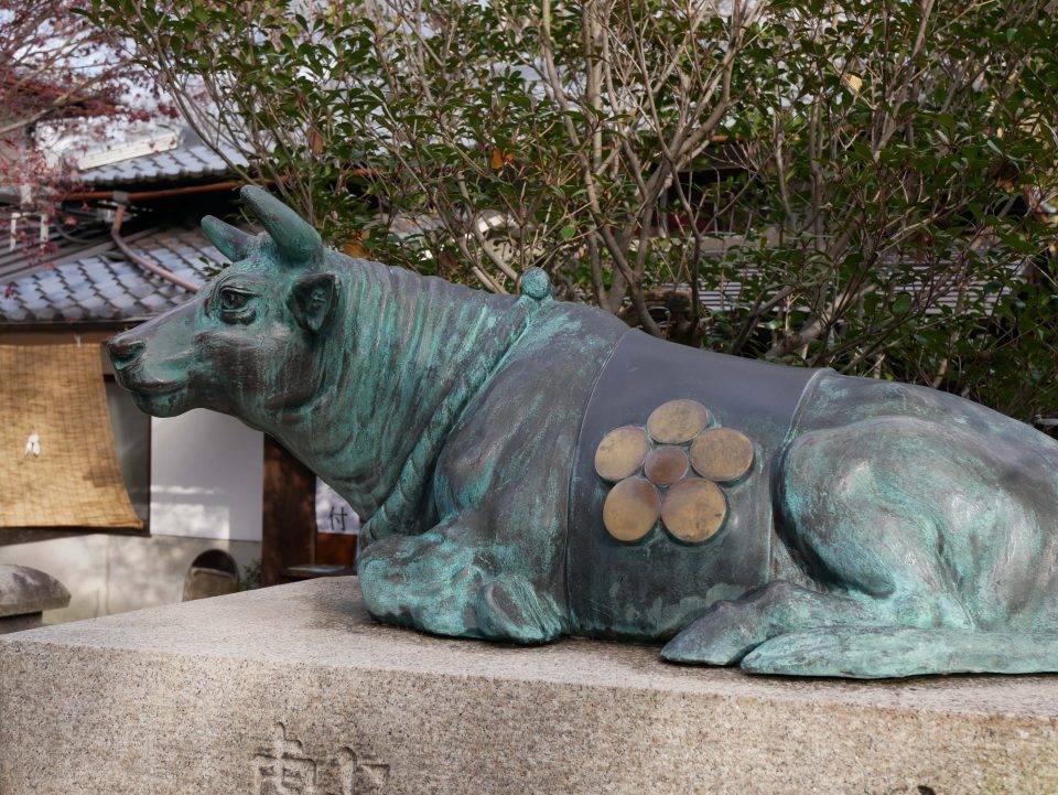 菅原院天満宮の臥牛